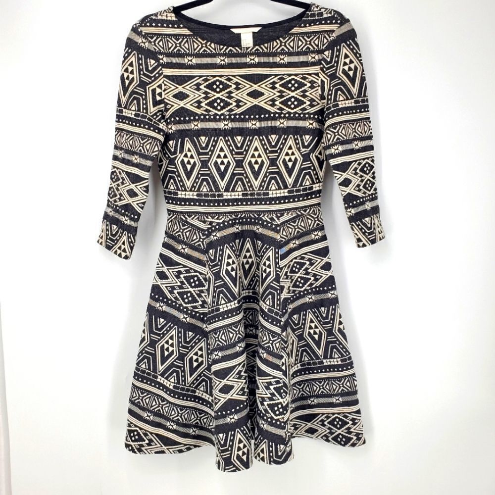 H & M Tribal Print Fit And Flare 3/4 Sleeve Dress. Size Small